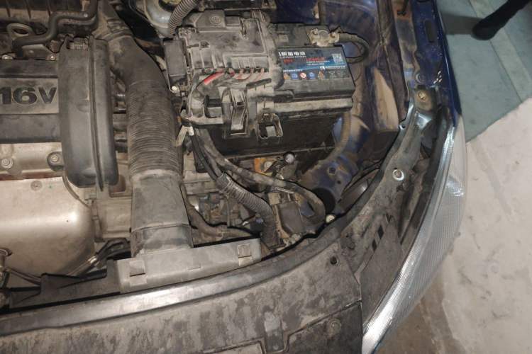 Used Skoda Fabia 2014 1.4L Automatic Crystal Edition Engine Bay Left