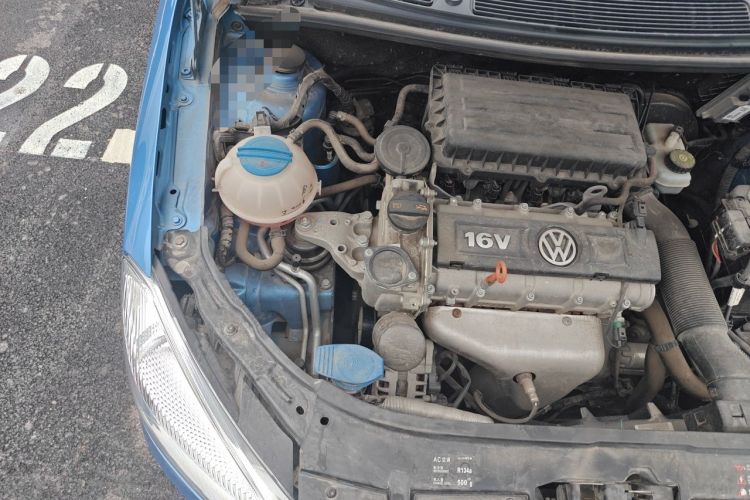 Used Skoda Fabia 2014 1.4L Manual Crystal Edition Engine Bay Right