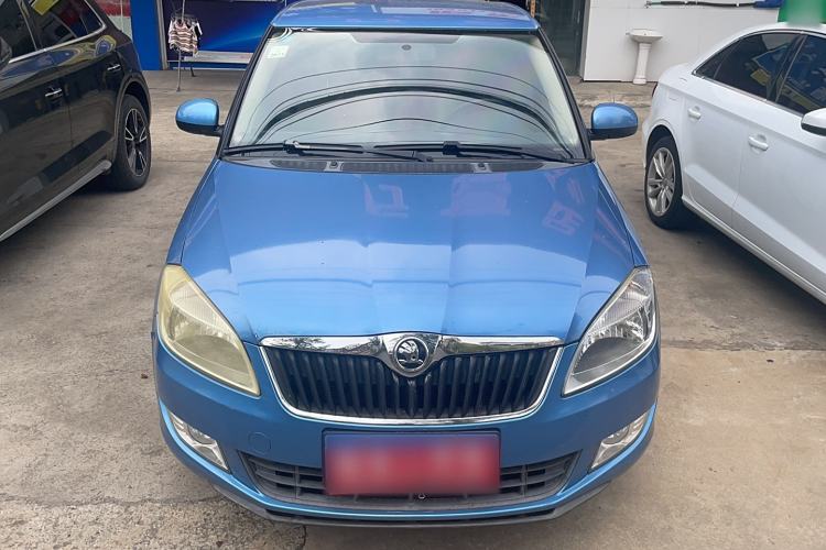 Used Skoda Fabia 2014 1.4L Automatic Crystal Edition Exterior 1