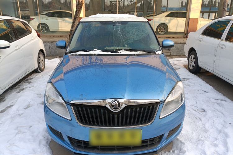 Used Skoda Fabia 2014 1.4L Automatic Crystal Edition Front