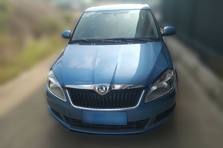 Used Skoda Fabia 2014 1.4L Manual Crystal Edition Front