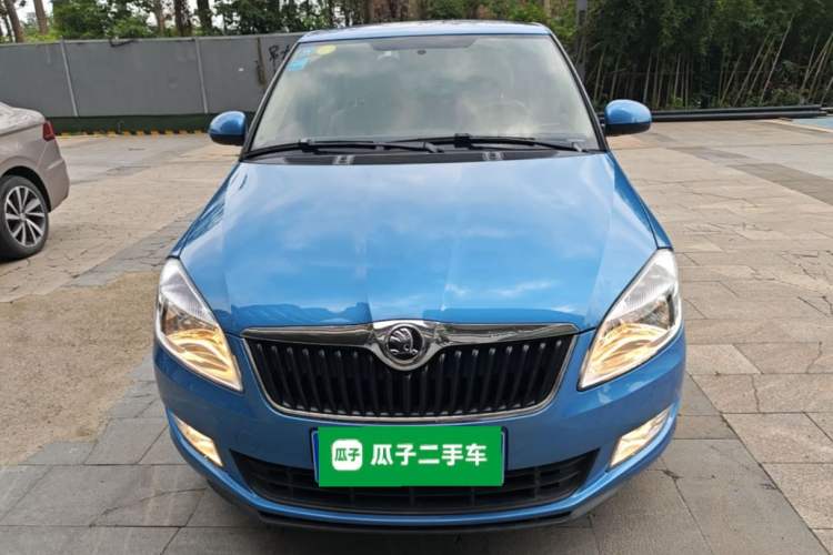 Used Skoda Fabia 2014 1.4L Automatic Crystal Edition Front