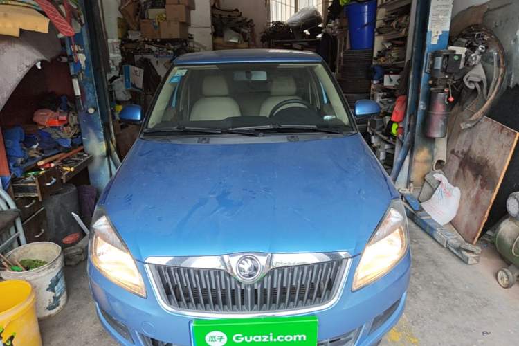 Used Skoda Fabia 2014 1.4L Manual Crystal Edition Front