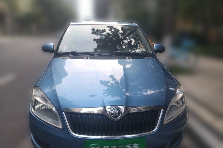 Used Skoda Fabia 2014 1.4L Automatic Crystal Edition Front
