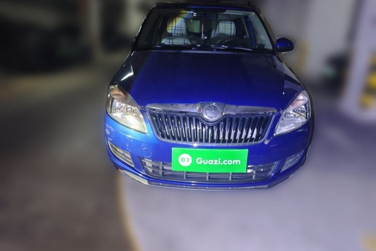 Used Skoda Fabia 2014 1.4L Automatic Crystal Edition Front