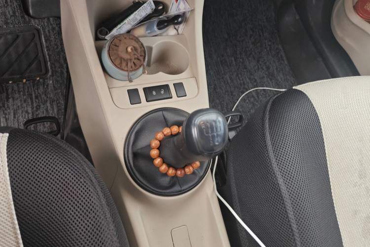 Used Skoda Fabia 2014 1.4L Manual Crystal Edition Gear Lever