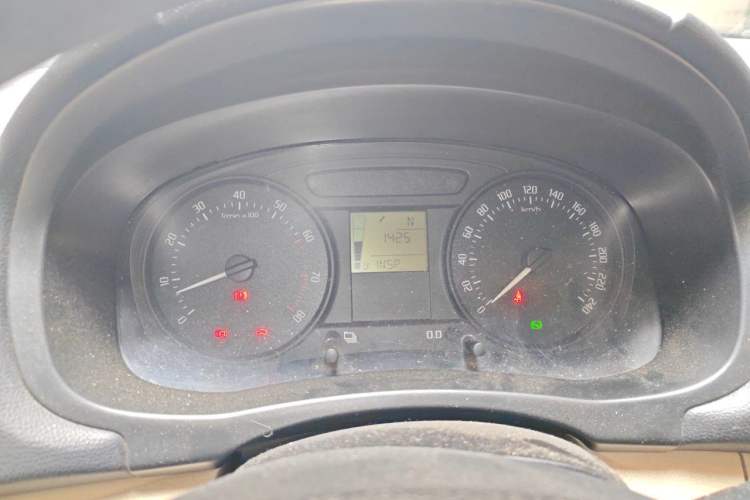 Used Skoda Fabia 2014 1.4L Automatic Crystal Edition Instrument Cluster