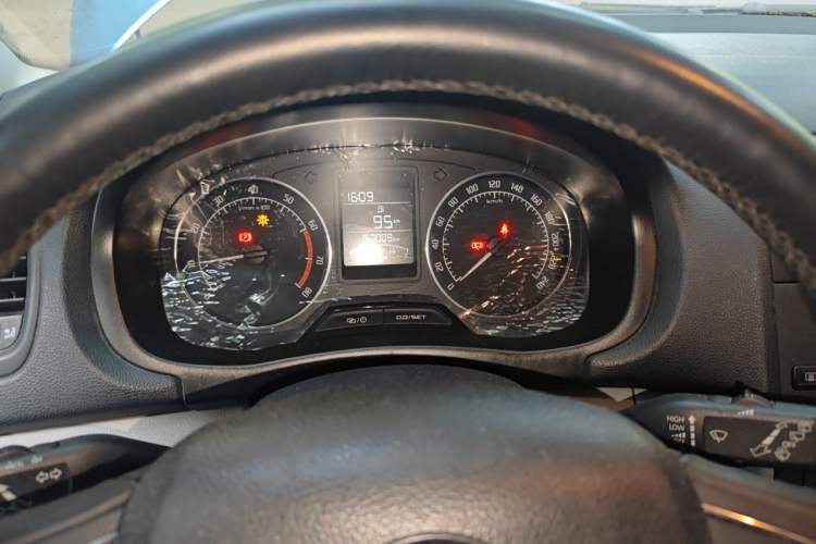 Used Skoda Fabia 2014 1.4L Manual Jingling Edition Instrument Cluster