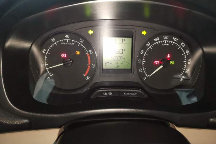 Used Skoda Fabia 2014 1.4L Automatic Crystal Edition Instrument Cluster