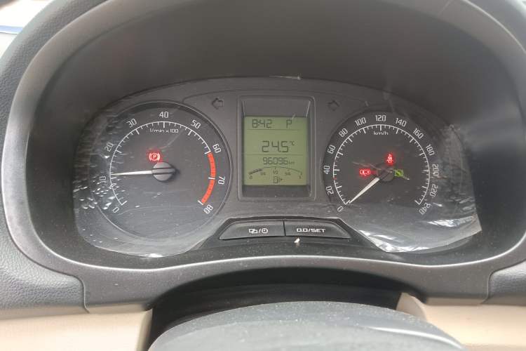 Used Skoda Fabia 2014 1.4L Automatic Crystal Edition Instrument Cluster