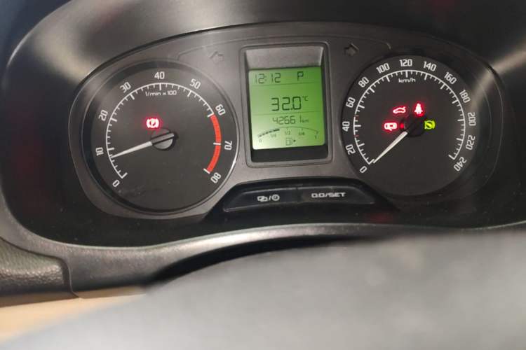 Used Skoda Fabia 2014 1.4L Automatic Crystal Edition Instrument Cluster