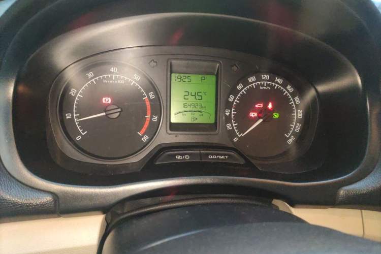 Used Skoda Fabia 2014 1.4L Automatic Crystal Edition Instrument Cluster