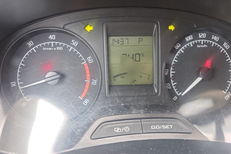 Used Skoda Fabia 2014 1.4L Automatic Crystal Edition Instrument Cluster