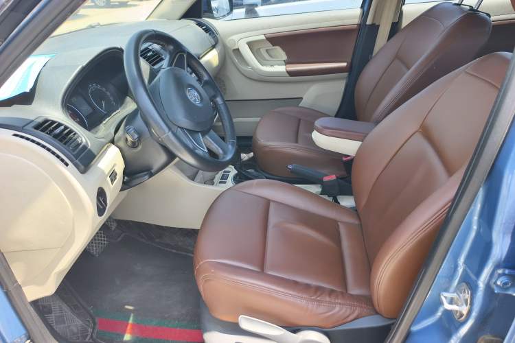 Used Skoda Fabia 2014 1.4L Automatic Crystal Edition Interior 1