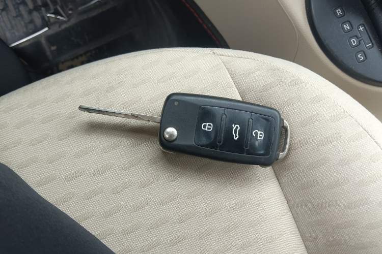 Used Skoda Fabia 2014 1.4L Automatic Crystal Edition Interior 1
