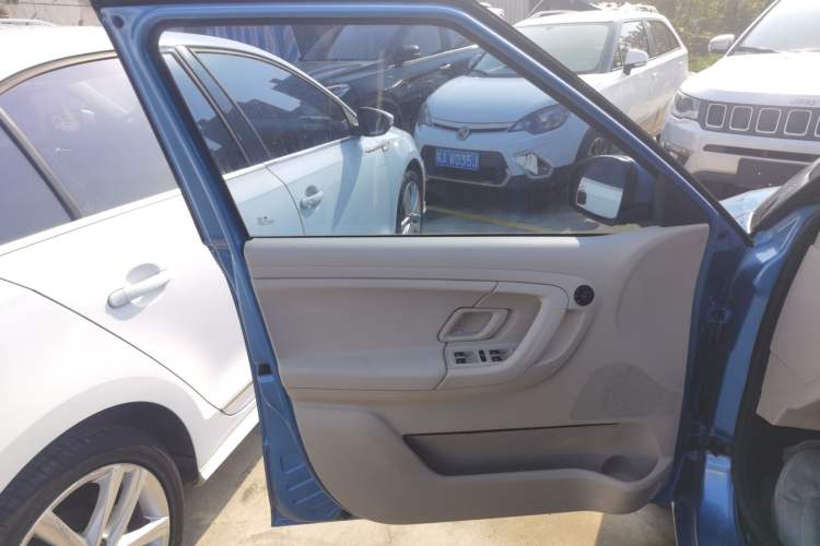 Used Skoda Fabia 2014 1.4L Manual Crystal Edition Interior 7