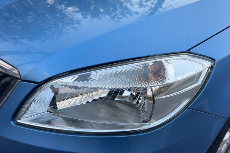Used Skoda Fabia 2014 1.4L Manual Crystal Edition Left Front Headlight