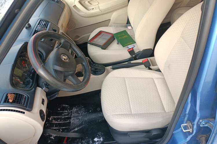Used Skoda Fabia 2014 1.4L Automatic Crystal Edition Left Front Seat