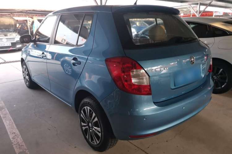 Used Skoda Fabia 2014 1.4L Automatic Crystal Edition Left Side