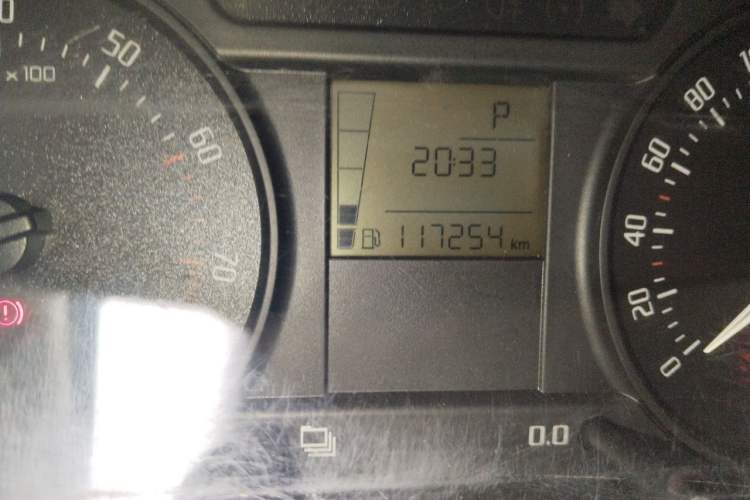 Used Skoda Fabia 2014 1.4L Automatic Crystal Edition Odometer Close Up