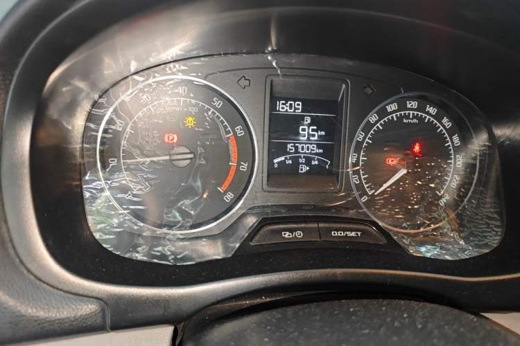 Used Skoda Fabia 2014 1.4L Manual Jingling Edition Odometer Close Up