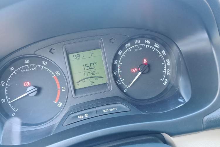 Used Skoda Fabia 2014 1.4L Automatic Crystal Edition Odometer Close Up
