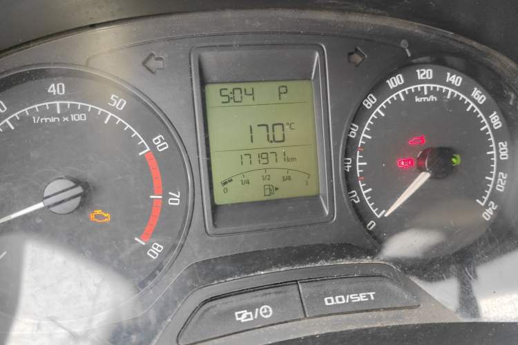 Used Skoda Fabia 2014 1.4L Automatic Crystal Edition Odometer Close Up