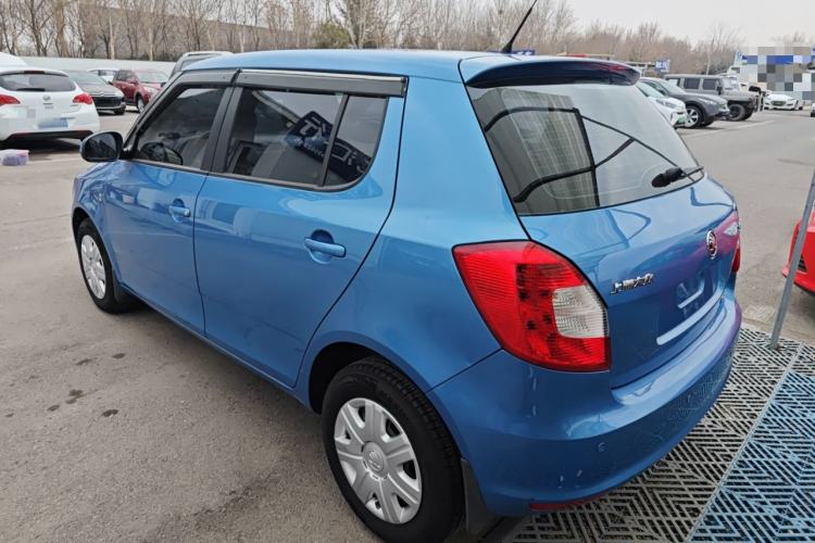 Used Skoda Fabia 2014 1.4L Manual Crystal Edition Rear Left 45 Deg