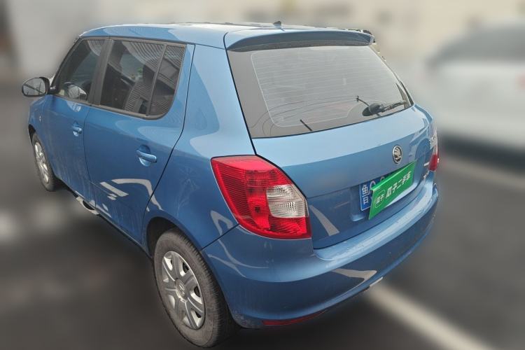 Used Skoda Fabia 2014 1.4L Manual Crystal Edition Rear Left 45 Deg