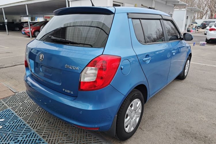 Used Skoda Fabia 2014 1.4L Manual Crystal Edition Rear Right 45 Deg
