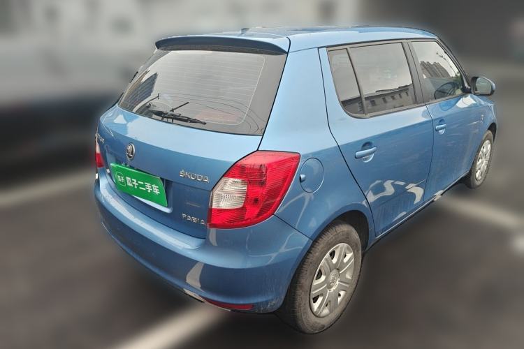 Used Skoda Fabia 2014 1.4L Manual Crystal Edition Rear Right 45 Deg