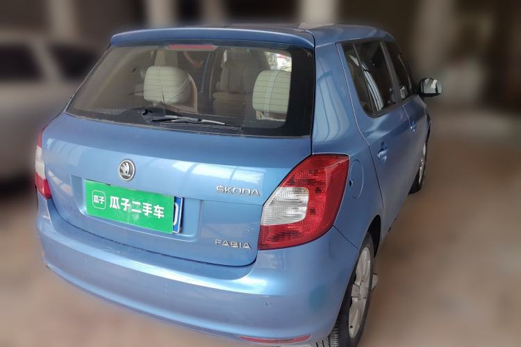 Used Skoda Fabia 2014 1.4L Manual Jingling Edition Rear Right 45 Deg