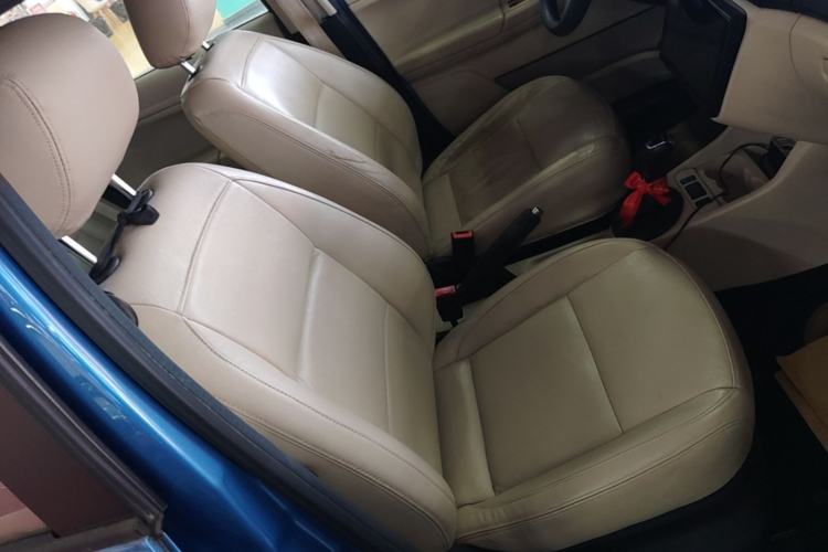 Used Skoda Fabia 2014 1.4L Automatic Crystal Edition Right Front Seat