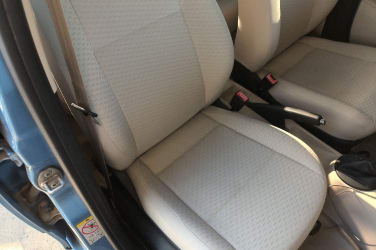 Used Skoda Fabia 2014 1.4L Automatic Crystal Edition Right Front Seat