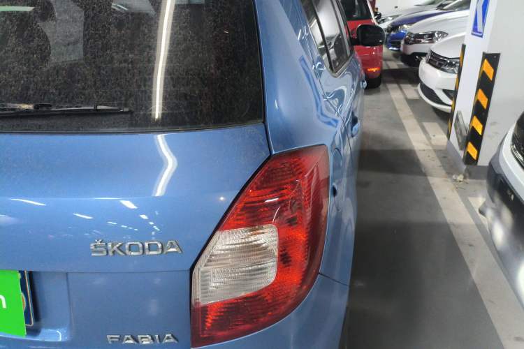 Used Skoda Fabia 2014 1.4L Manual Crystal Edition Right Rear Taillight