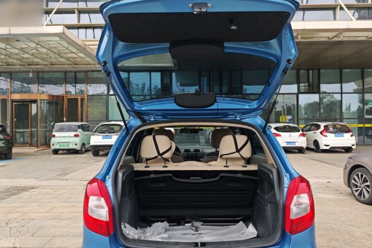 Used Skoda Fabia 2014 1.4L Automatic Crystal Edition Trunk