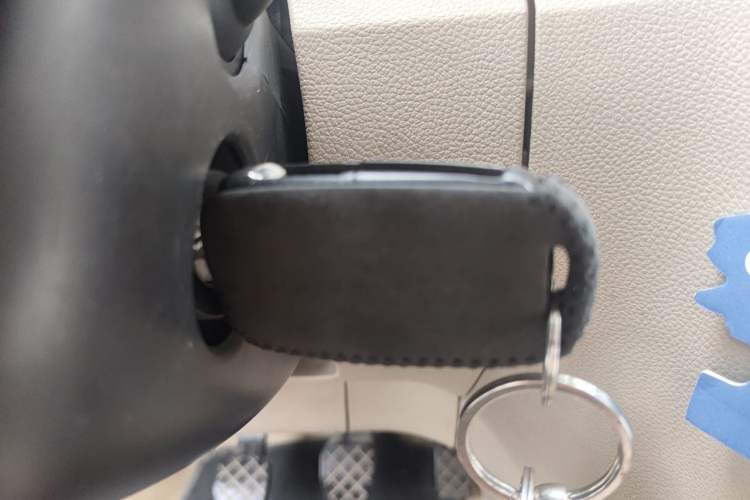 Used Skoda Fabia 2014 1.4L Manual Crystal Edition Vehicle Key