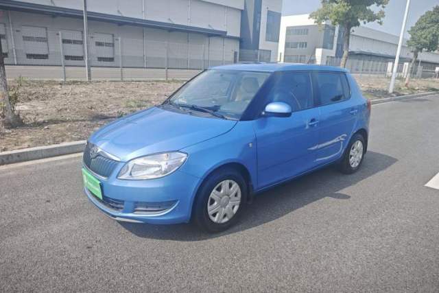 Used Skoda Fabia 2014 1.4L Automatic Crystal Edition