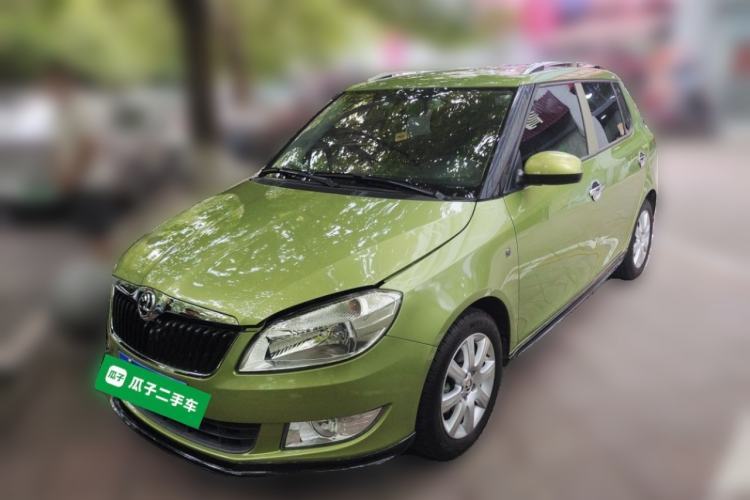 Ojetý Skoda Fabia 2014 1.4L Manual Jingling Edition Guazi used car, China used car export, Used car for sale, Used  cars, Cheapest cars for sale