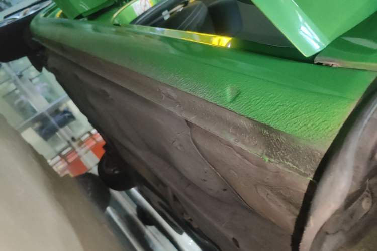 Used Skoda Fabia 2014 1.6L Automatic Sport Edition Right Side Sill