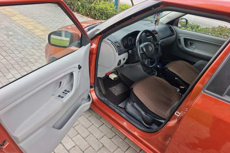 Used Skoda Fabia 2014 1.4L Automatic Crystal Edition Driver Seat