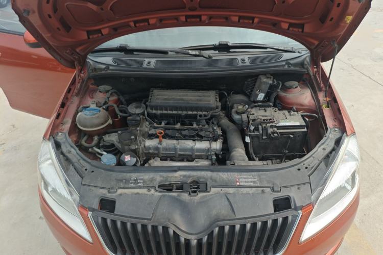 Used Skoda Fabia 2014 1.4L Automatic Crystal Edition Engine Bay