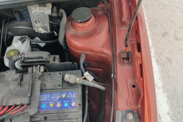 Used Skoda Fabia 2014 1.4L Automatic Crystal Edition Engine Bay Left