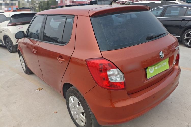 Used Skoda Fabia 2014 1.4L Automatic Crystal Edition Exterior 2