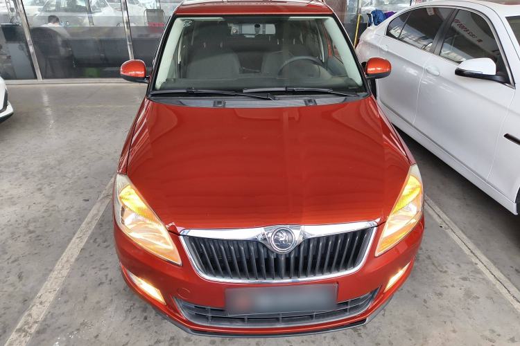 Used Skoda Fabia 2014 1.4L Automatic Crystal Edition Front