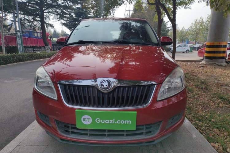 Used Skoda Fabia 2014 1.4L Automatic Crystal Edition Front