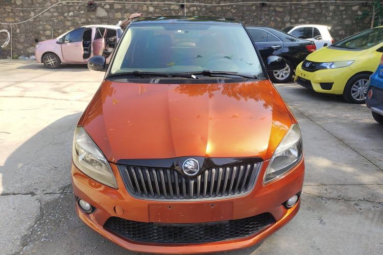 Used Skoda Fabia 2014 1.6L Automatic Sport Edition Front
