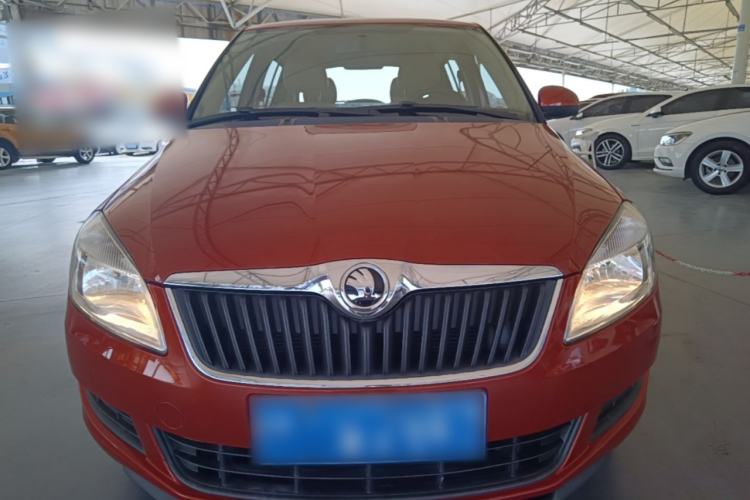 Used Skoda Fabia 2014 1.4L Manual Crystal Edition Front