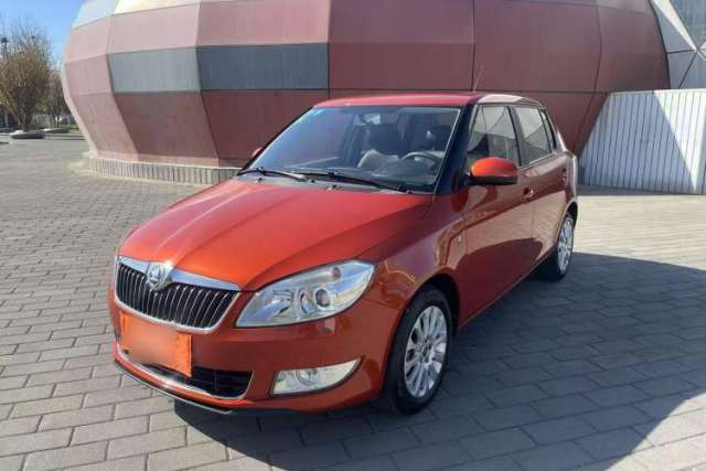 Used Skoda Fabia 2014 1.6L Automatic Crystal Edition