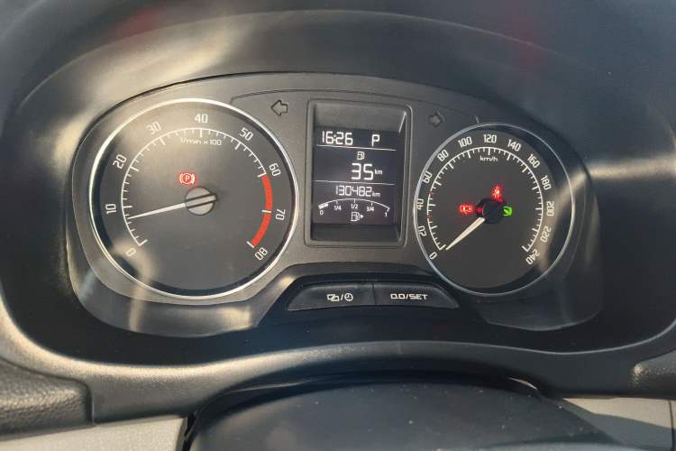 Used Skoda Fabia 2014 1.4L Automatic Crystal Edition Instrument Cluster